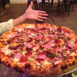 Empire Slice House - Plaza - HUGE PIZZA! (Notorious P.I.G.)