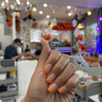 Fendy Nail Lounge - Spooky szn - Nail Salons Near Me - Cypress, California Fendy Nail Lounge - Spooky szn - Nail Salons Near Me - Cypress, California