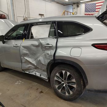Lititz Collision - 2020 Toyota Highlander they repaired for me - Body Shops Near Me - Lititz, Pennsylvania