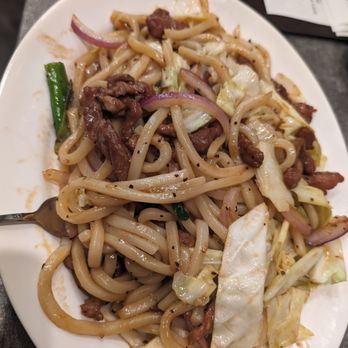 Prince Dumpling - Black Pepper Beef Stir Fried Udon - Dim Sum Near Me - Rosemead, California Prince Dumpling - Black Pepper Beef Stir Fried Udon - Dim Sum Near Me - Rosemead, California