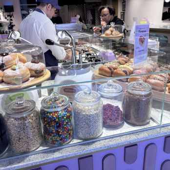 Minuto Bauli - Topping choices - Bakeries Near Me - New York, New York
