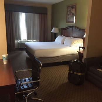 Holiday Inn Express - La Plata - Standard king room - Hotels Near Me - La Plata, Maryland Holiday Inn Express - La Plata - Standard king room - Hotels Near Me - La Plata, Maryland
