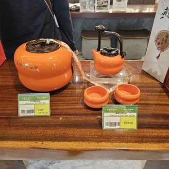 Chaffee - Cute persimmon tea set - Tea Rooms Near Me - Temple City, California