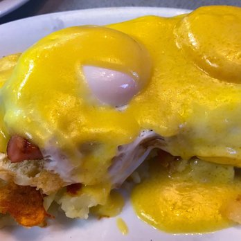 Sunrise Eatery - Eggs benedict - American Near Me - Zephyrhills, Florida