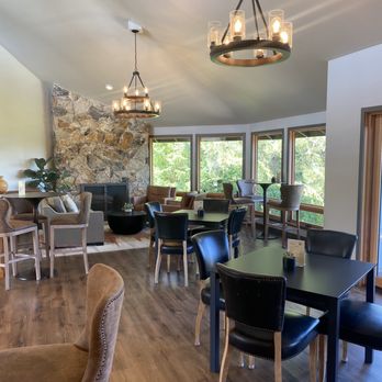 Sidereus Vineyard and Winery - a dining room - Wineries Near Me - Cornelius, Oregon Sidereus Vineyard and Winery - a dining room - Wineries Near Me - Cornelius, Oregon