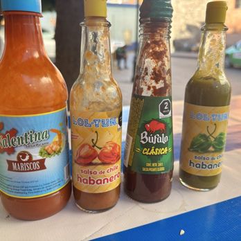 La Vela - Hot sauces at the restaurant - Seafood Near Me - Guanajuato, GUA