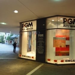 PGM Art World