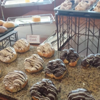 Cascades - Baked Goods - Breakfast & Brunch Near Me - Olympic Valley, California