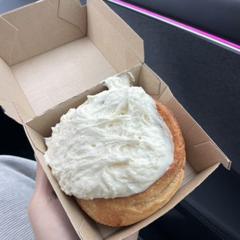 Cinnaholic - Old Skool Roll ($6.49) - Bakeries Near Me - Henderson, Nevada Cinnaholic - Old Skool Roll ($6.49) - Bakeries Near Me - Henderson, Nevada