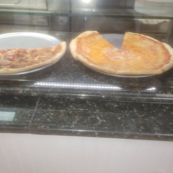 Fresh Basil's Trattoria - Italian Near Me - New York, New York