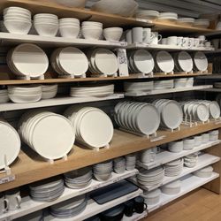 Crate & Barrel - Dishware