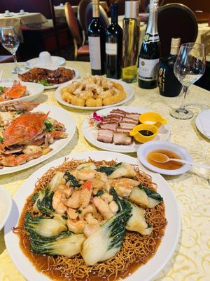 Tasty Seafood & Dim Sum by null