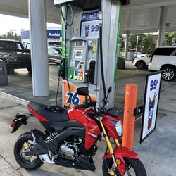 Steady Garage - Kawasaki Z125 $6.60 to fill up
