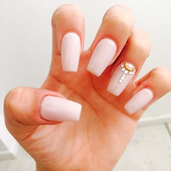 Gallery Nails and Spa - Absolutely left a happy customer!! First time here and it won't be the last!! Loved this place! Henry is AMAZING!! - Nail Salons Near Me - Burbank, California Gallery Nails and Spa - Absolutely left a happy customer!! First time here and it won't be the last!! Loved this place! Henry is AMAZING!! - Nail Salons Near Me - Burbank, California