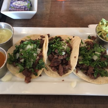 Cafe De Olla - Best carne Asada tacos I've had in awhile - American Near Me - Burbank, California