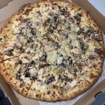 Tomato Bar Pizza Bakery - 14" ALF Tanner - Pizza Near Me - Valparaiso, Indiana