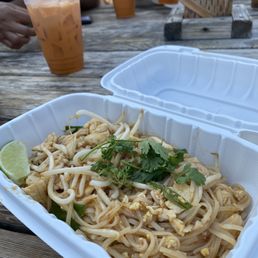 Chicken Pad Thai