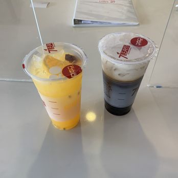 7 Leaves Cafe - Sunset Passion (Juice) Oolong Milk Tea - Coffee & Tea Near Me - Costa Mesa, California