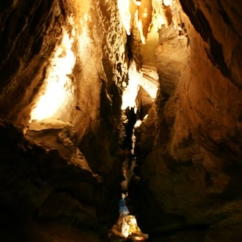 Ruby Falls - Can you imagine sqeezing through here with little more thn a flashlight... not knowing where to go or what's in here? - Landmarks & Historical Buildings Near Me - Chattanooga, Tennessee