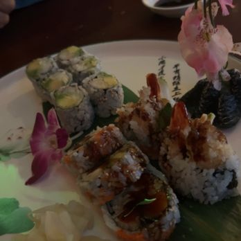 Wild Fusion - Shrimp tempura and California rolls - Sushi Bars Near Me - Lake Mohegan, New York