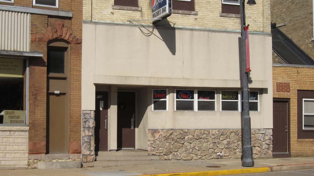 WAGNER’S BAR Updated September 2024 110 E Main St, Sun Prairie