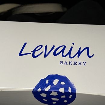 Levain Bakery - Box - Bakeries Near Me - Los Angeles, California Levain Bakery - Box - Bakeries Near Me - Los Angeles, California