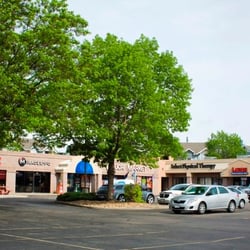 Miracle PC - There is a large parking lot in front of our repair shop to make your stop at our shop as convenient as possible.