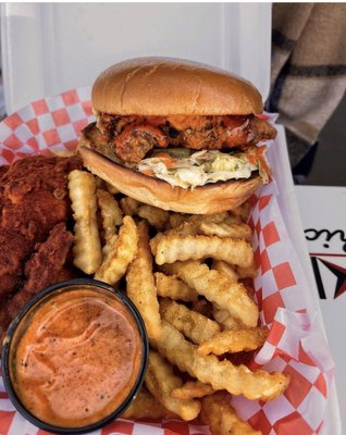 The Kluckin Chicken by null