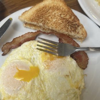 Denny's - American Near Me - Reno, Nevada