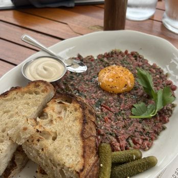 Armitage Alehouse - Steak tartare - Pubs Near Me - Chicago, Illinois Armitage Alehouse - Steak tartare - Pubs Near Me - Chicago, Illinois
