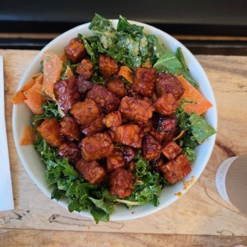 Harlow - Utopian Dream Salad with BBQ Tempeh - Vegetarian Near Me - Portland, Oregon Harlow - Utopian Dream Salad with BBQ Tempeh - Vegetarian Near Me - Portland, Oregon
