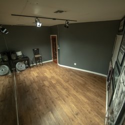 The Hub Noho - Corner Pocket / 300 sqft