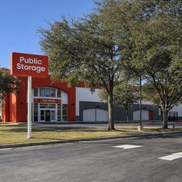 Exterior outside entrance of Public Storage - Tampa, Florida Exterior outside entrance of Public Storage - Tampa, Florida