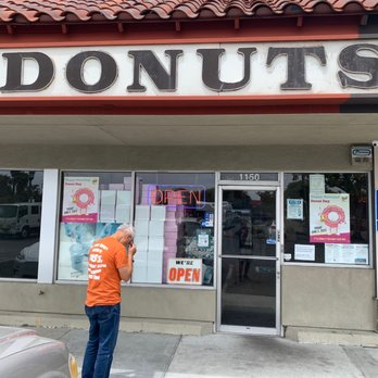 Christy Donuts - Store front with no store name - Donuts Near Me - San Jose, California Christy Donuts - Store front with no store name - Donuts Near Me - San Jose, California