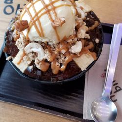 Ho Bong Korean Dessert Cafe - Caramel coffee bingsu