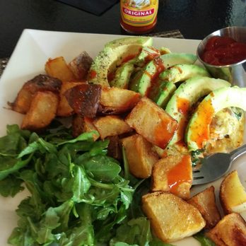 Chill Kitchen & Bar - Extreme veggie omelette to which I added avocado and hot sauce. - Desserts Near Me - Marlborough, Massachusetts Chill Kitchen & Bar - Extreme veggie omelette to which I added avocado and hot sauce. - Desserts Near Me - Marlborough, Massachusetts