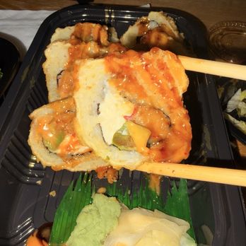 Takuma Hibachi - Golden Roll - Sushi Bars Near Me - Hillsboro, Oregon