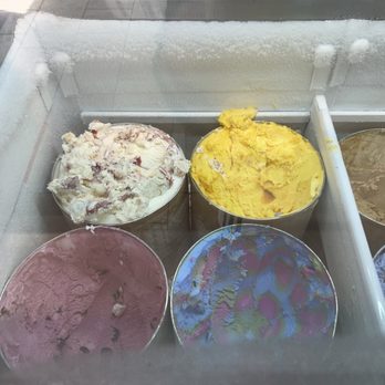 Baskin-Robbins - Ice Cream & Frozen Yogurt Near Me - Cicero, Illinois Baskin-Robbins - Ice Cream & Frozen Yogurt Near Me - Cicero, Illinois