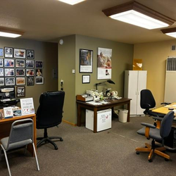 D Scott Crofut's Hearing Aid Centers - A welcoming,  environment for hearing aid consultations, fittings, and adjustments at D. Scott Crofut's Hearing Aid Centers.