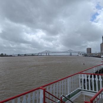 Steamboat NATCHEZ - Official Site - View docked - Boat Charters Near Me - New Orleans, Louisiana