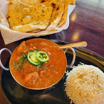 Tarka Indian Kitchen - Chicken Tikka Masala With Naan Bread - Indian Near Me - Houston, Texas