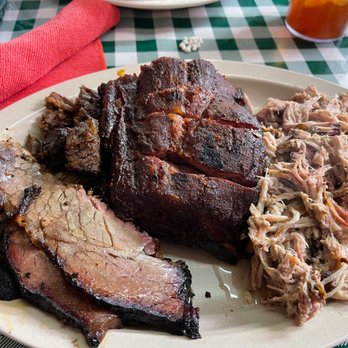 The Fillin Station - The BBQ Sampler!! - Barbeque Near Me - Lampe, Missouri The Fillin Station - The BBQ Sampler!! - Barbeque Near Me - Lampe, Missouri
