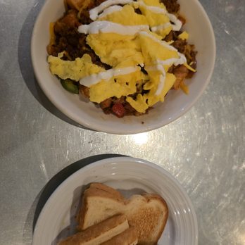 The Kitchen Table - Chorizo skillet. - Breakfast & Brunch Near Me - Las Vegas, Nevada The Kitchen Table - Chorizo skillet. - Breakfast & Brunch Near Me - Las Vegas, Nevada