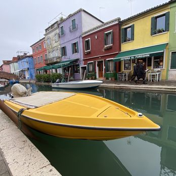 Isola di Burano - Landmarks & Historical Buildings Near Me - Venezia, VE Isola di Burano - Landmarks & Historical Buildings Near Me - Venezia, VE