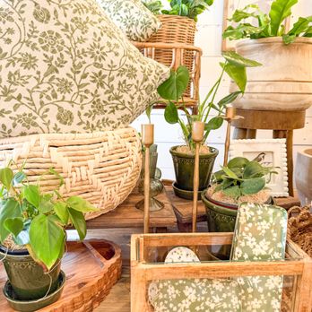 Sweet & Southern Finds - Furniture Stores Near Me - Taylor, Texas Sweet & Southern Finds - Furniture Stores Near Me - Taylor, Texas