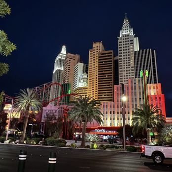 Las Vegas Strip - Local Flavor Near Me - Las Vegas, Nevada Las Vegas Strip - Local Flavor Near Me - Las Vegas, Nevada