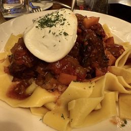 Braised beef & burrata with pappardelle Braised beef & burrata with pappardelle