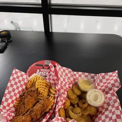 Falcons Nest - There's nothing better on a weekday night and some hockey and the best appetizers in town!