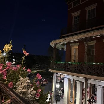 Tableau - Balcony Seating - Cajun/Creole Near Me - New Orleans, Louisiana Tableau - Balcony Seating - Cajun/Creole Near Me - New Orleans, Louisiana