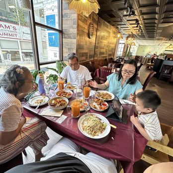 Times Thai Streatery - Them - Thai Near Me - Summit, New Jersey Times Thai Streatery - Them - Thai Near Me - Summit, New Jersey